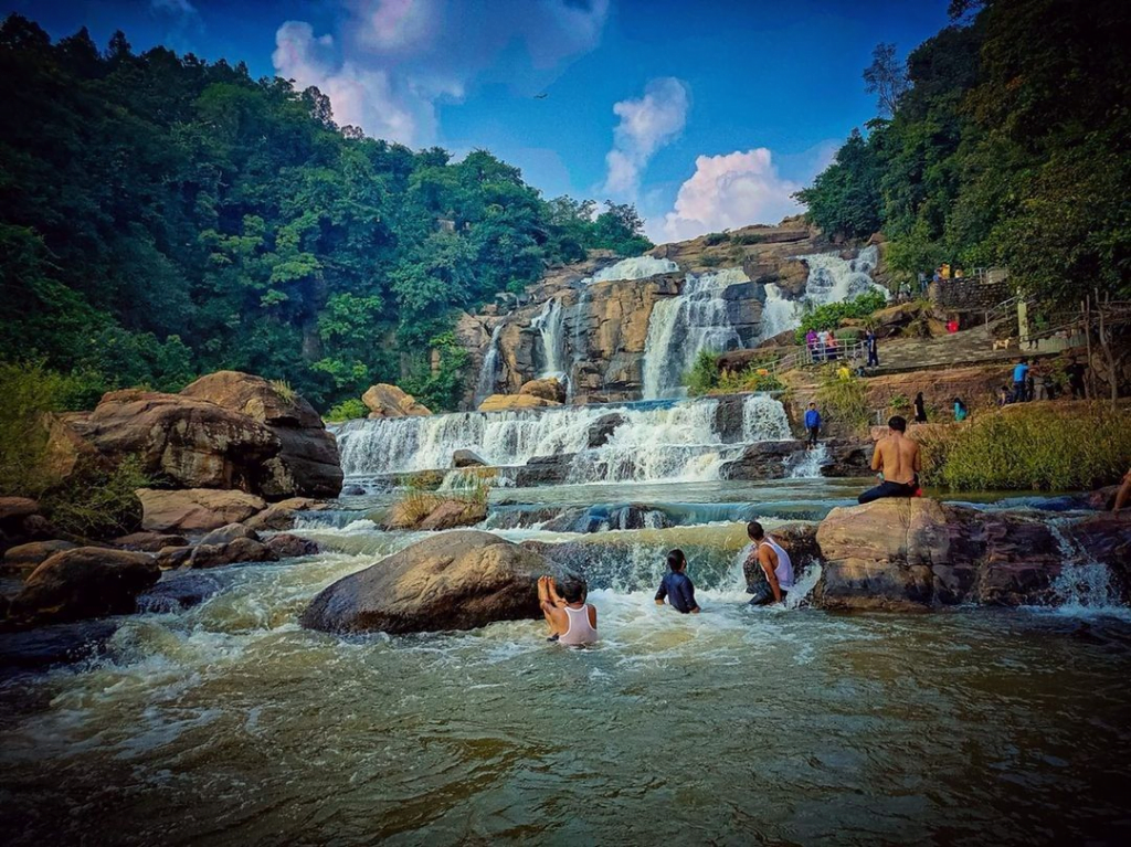 Explore the Beauty of Jonha Falls in Jharkhand
